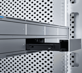 NAS rackable UniFi Ubiquiti 8 baies UNAS-PRO-8