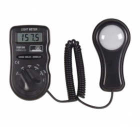 Accessoires et testeurs pour l'installation de la vid&eacute;osurveillance