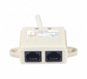 Doubleur de ports RJ45 M/F/F non blindé